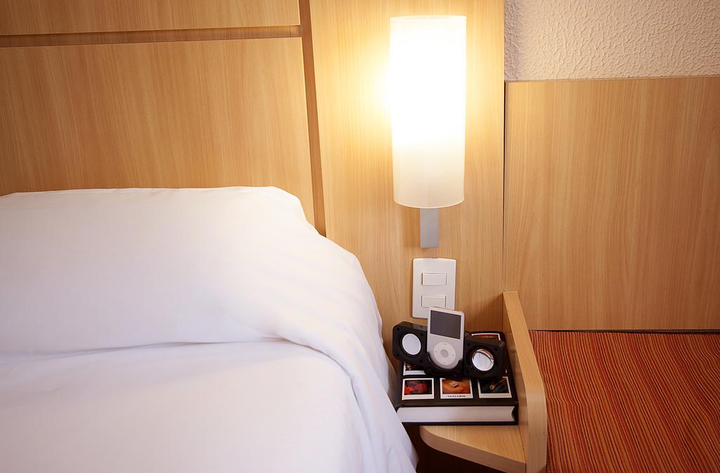Hotel ibis Curitiba Aeroporto São José dos Pinhais Exterior foto