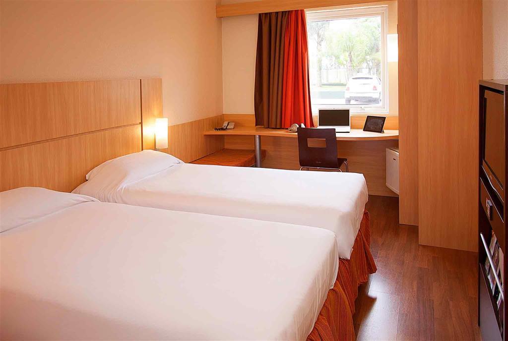 Hotel ibis Curitiba Aeroporto São José dos Pinhais Habitación foto